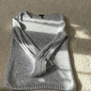 GAP KNIT LIGHTWEIGHT SWEATER